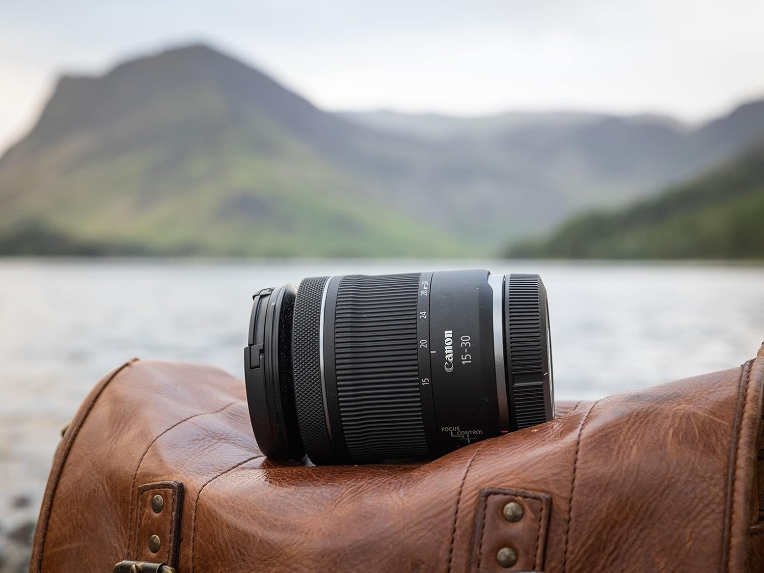 Canon RF 15-30mm F4.5-6.3 IS STM Lens - Ultra-Wide-Angle Zoom | Compact, Lightweight 5.5-stop Optical Image Stabilization | Landscape, Architecture, Vlogging | Canon EOS R Series Compatible