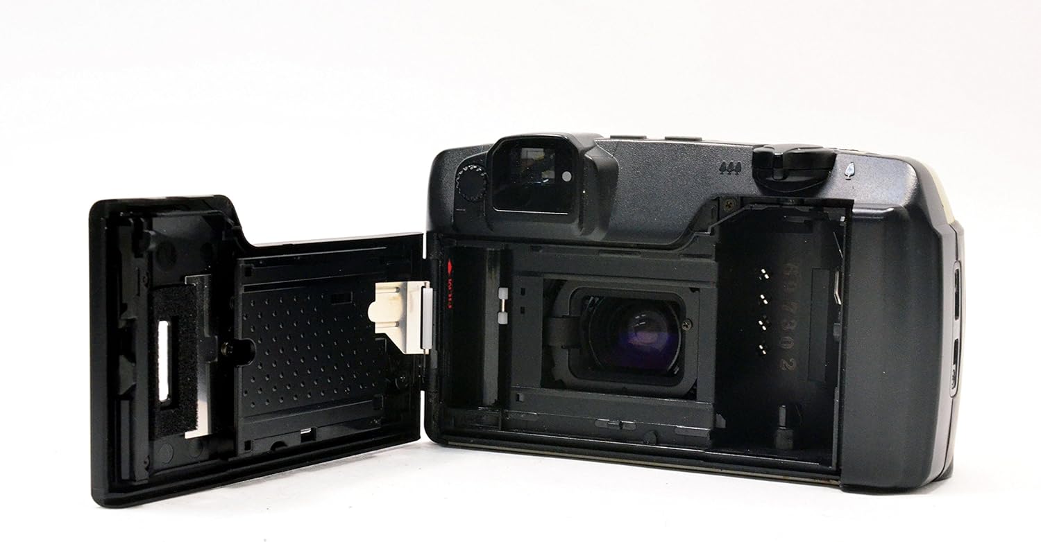 Pentax Pentax IQ Zoom 105G 35mm Camera