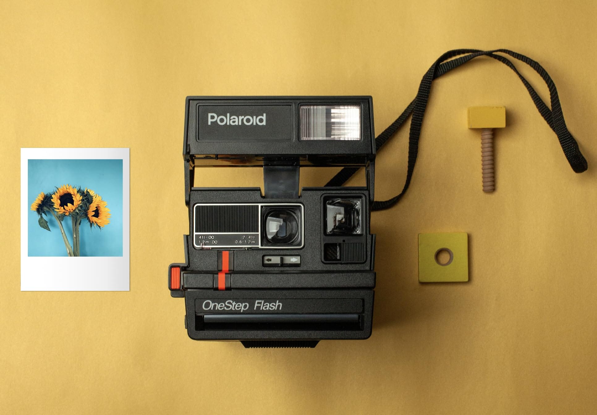 Polaroid Vintage Polaroid One Step Flash Camera