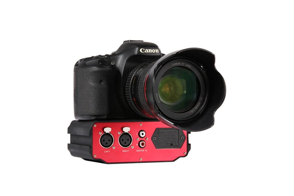 Saramonic Saramonic SR-AX104 Two-Channel XLR Audio Adapter with Preamplifiers and Phantom Power for DSLR Cameras & Camcorders Kit with Cleaning Cloth