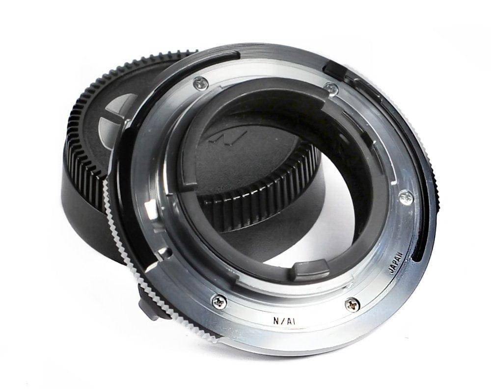 Tamron Tamron Adaptall Mount for Nikon AI with Meter Coupling Prong (for Older F2 and Nikkormat Meter Coupling)